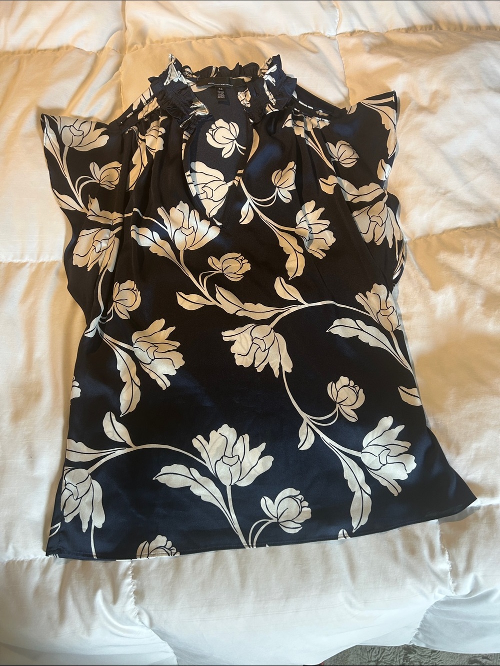 White House Black Market Black and Cream Floral Halter-Neck Camisole